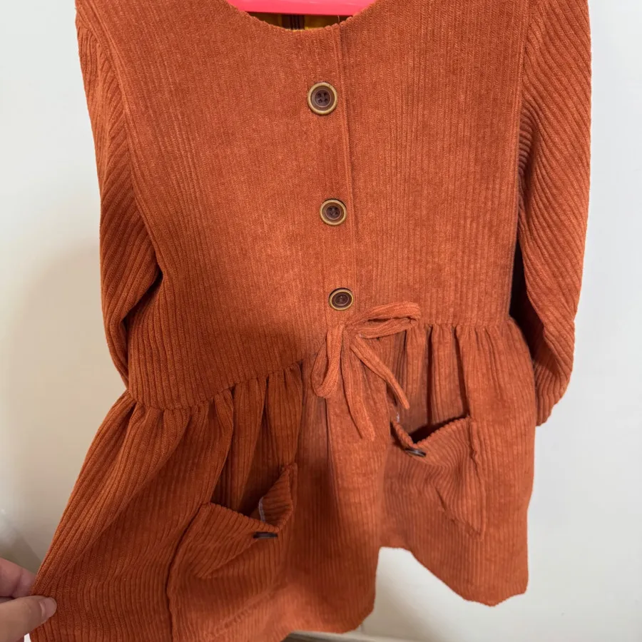 پیراهن دخترانه