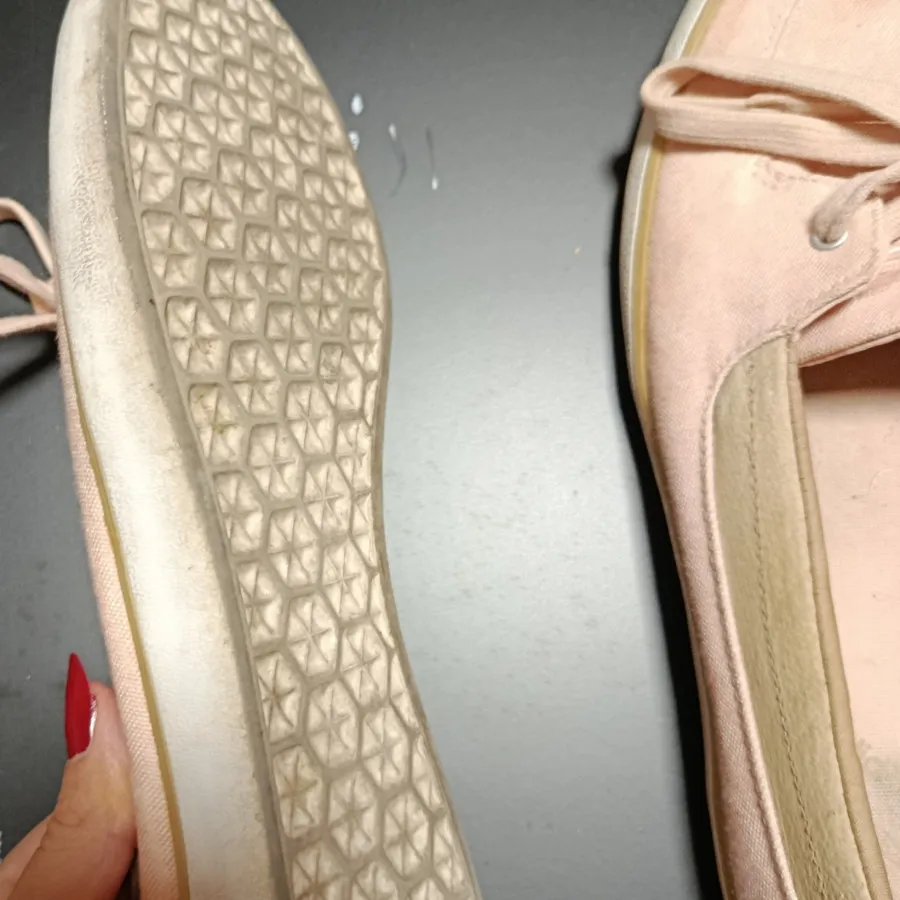 کفش کالج آدیداس صورتی