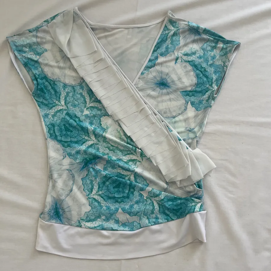 بلوز مهمانی