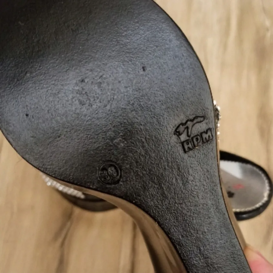 صندل پاشنه بلند روفرشی