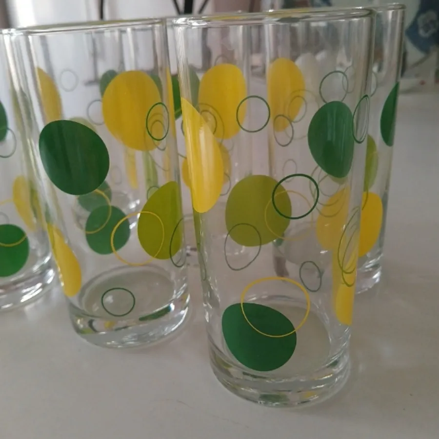 یک دست 6 عددی لیوان