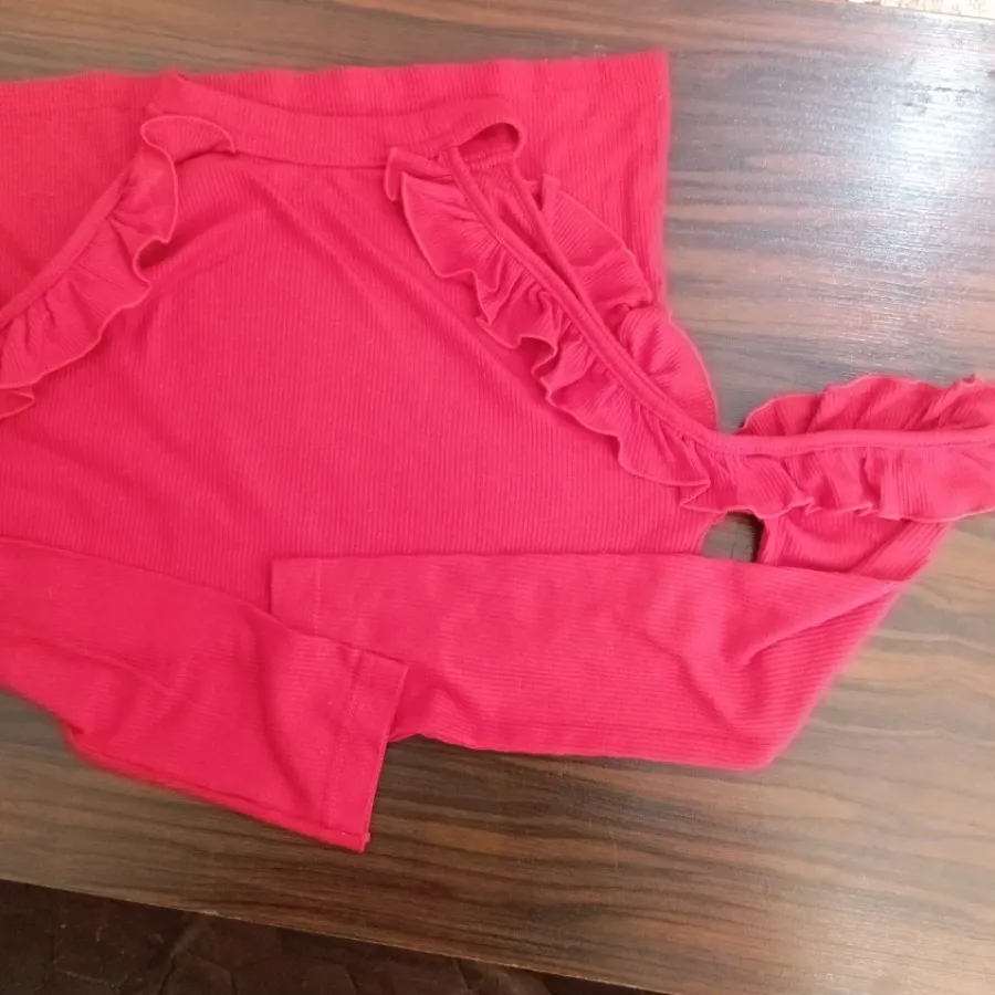 بلوز نخیه قرمز