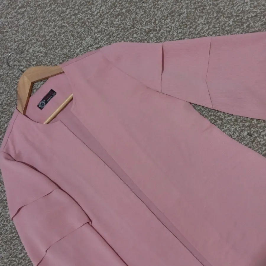 مانتو ورساچه