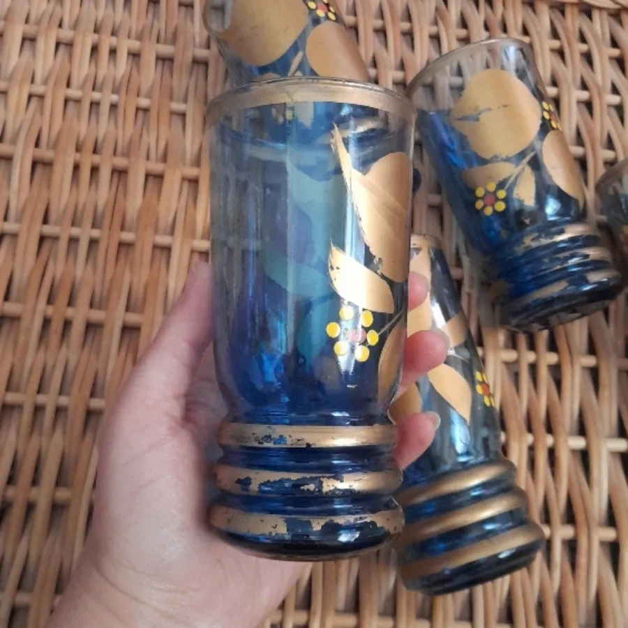 لیوان قدیمی