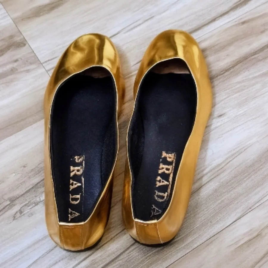 کفش صندل روفرشی طلایی