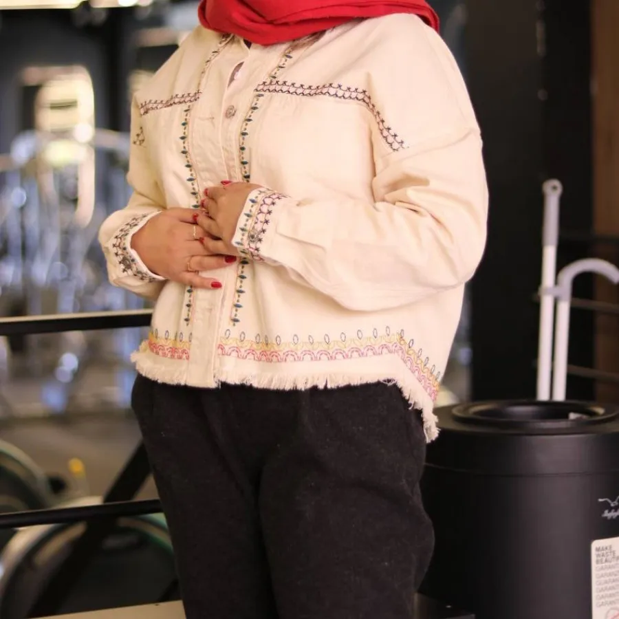 کت جین گل دوزی شده