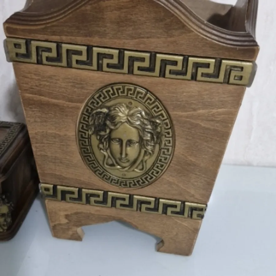 جادستمال وسطل آشغال