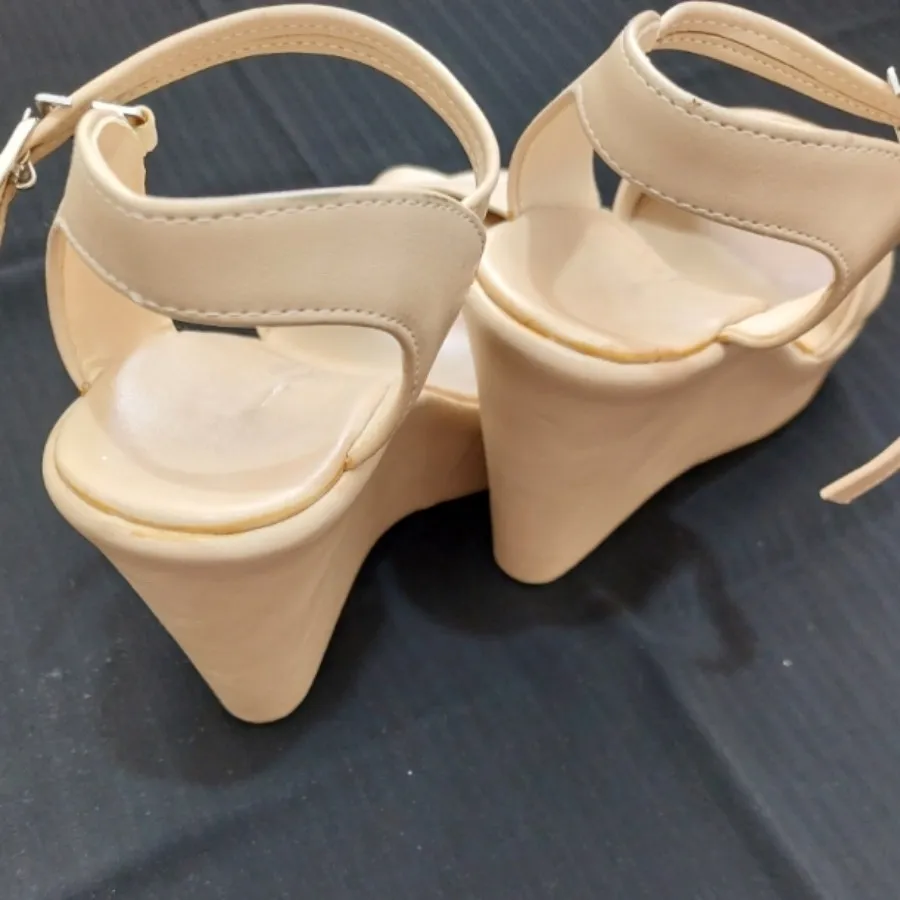 کفش مجلسی زنانه