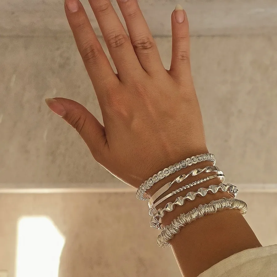 دستبند/بنگل