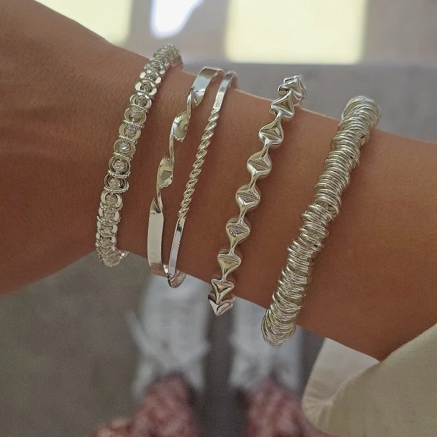 دستبند/بنگل