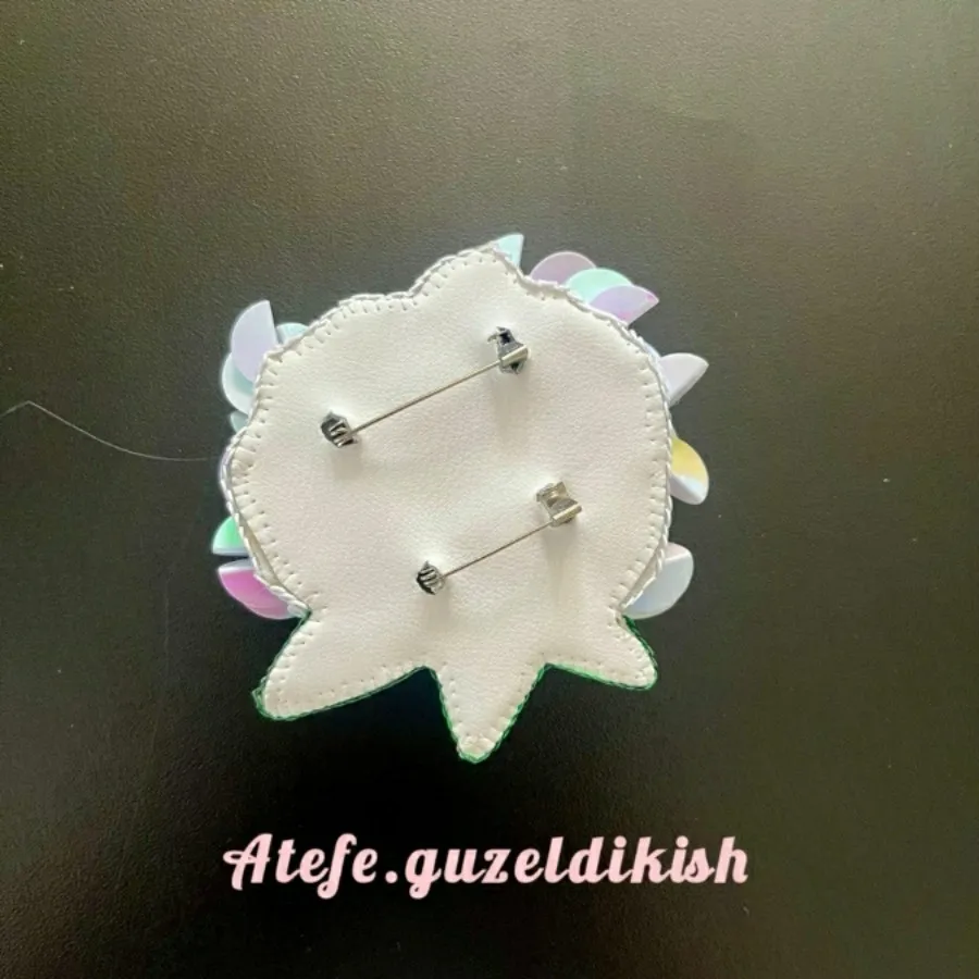 گلسینه جواهردوزی