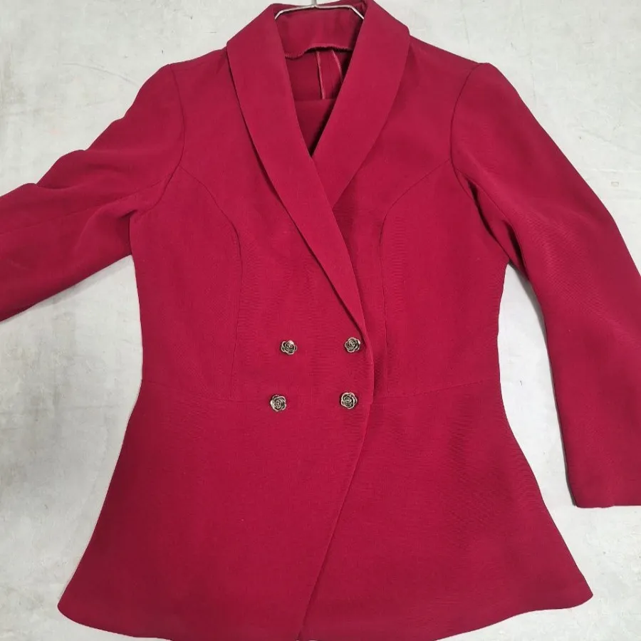 کت و شلوار زنانه