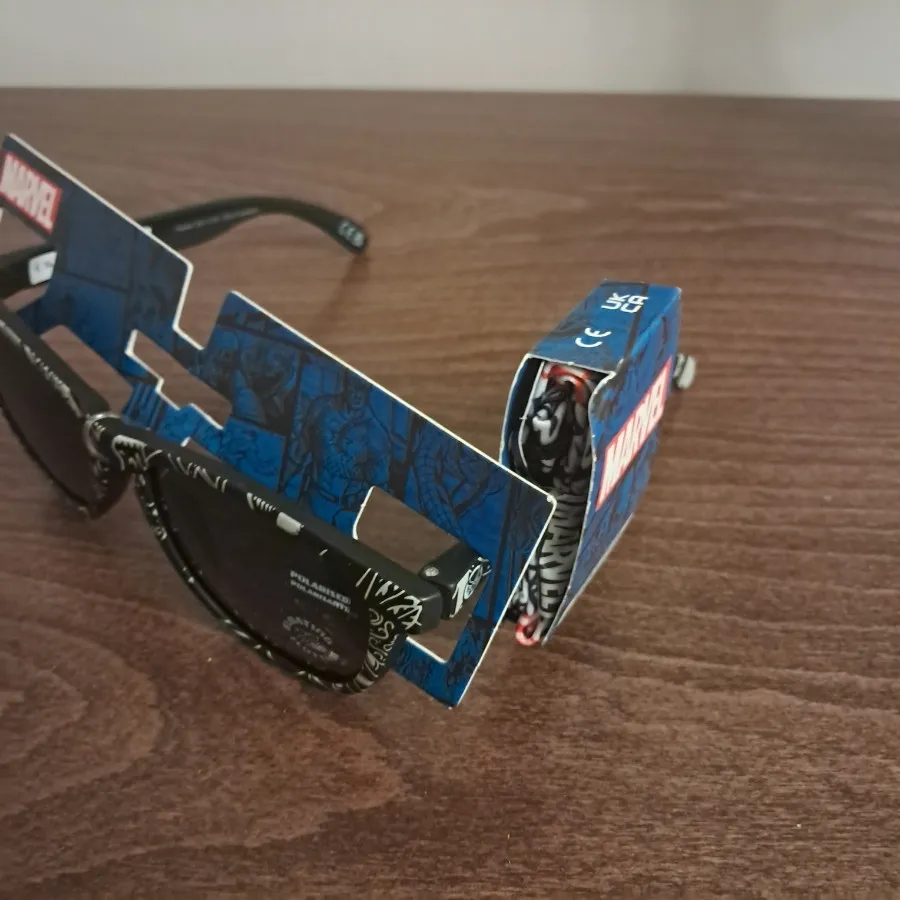 عینک آفتای نوجوان