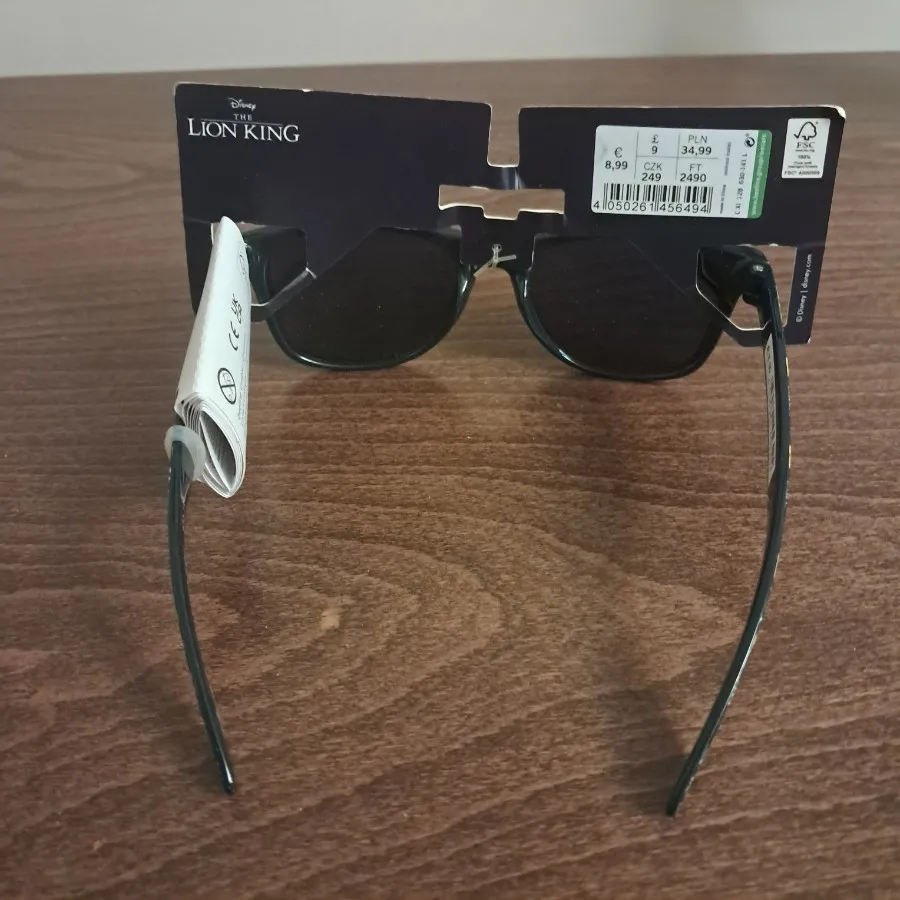 عینک آفتابی بچگانه