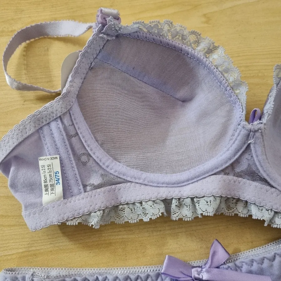 شورت سوتین نخی