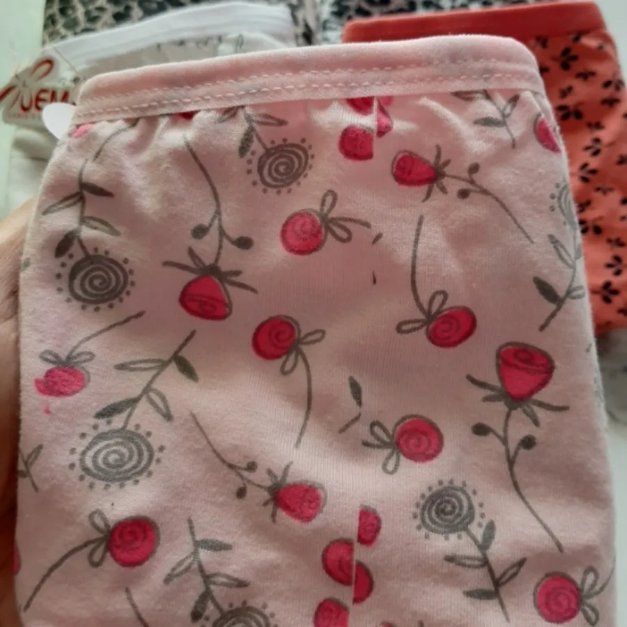 شورت نخی زنانه