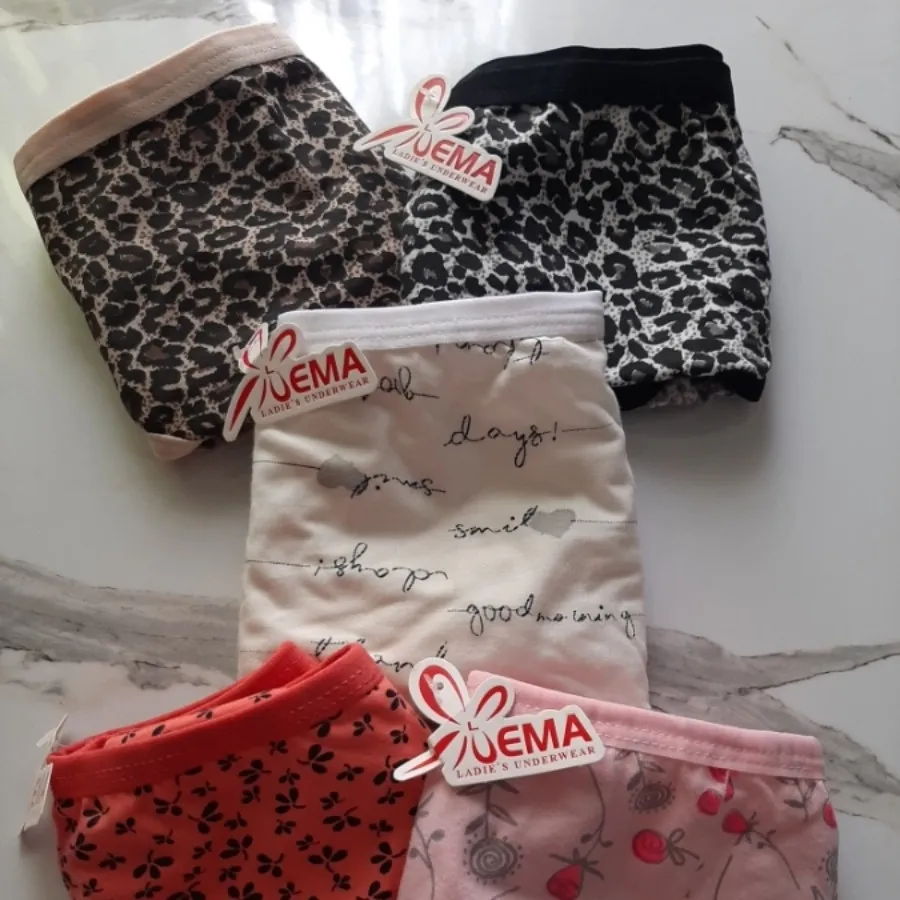 شورت نخی زنانه