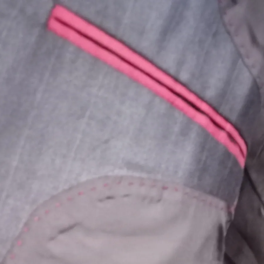 کت‌شلوارمشکی