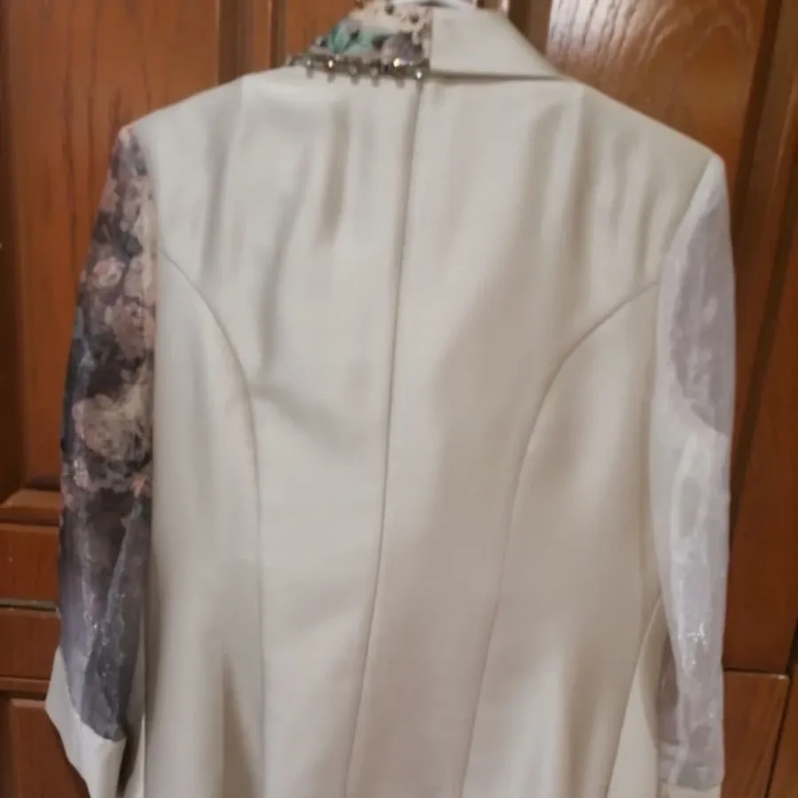 کت و تاپ و دامن