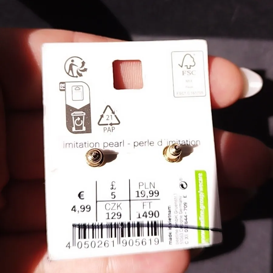 گوشواره مروارید و نگین