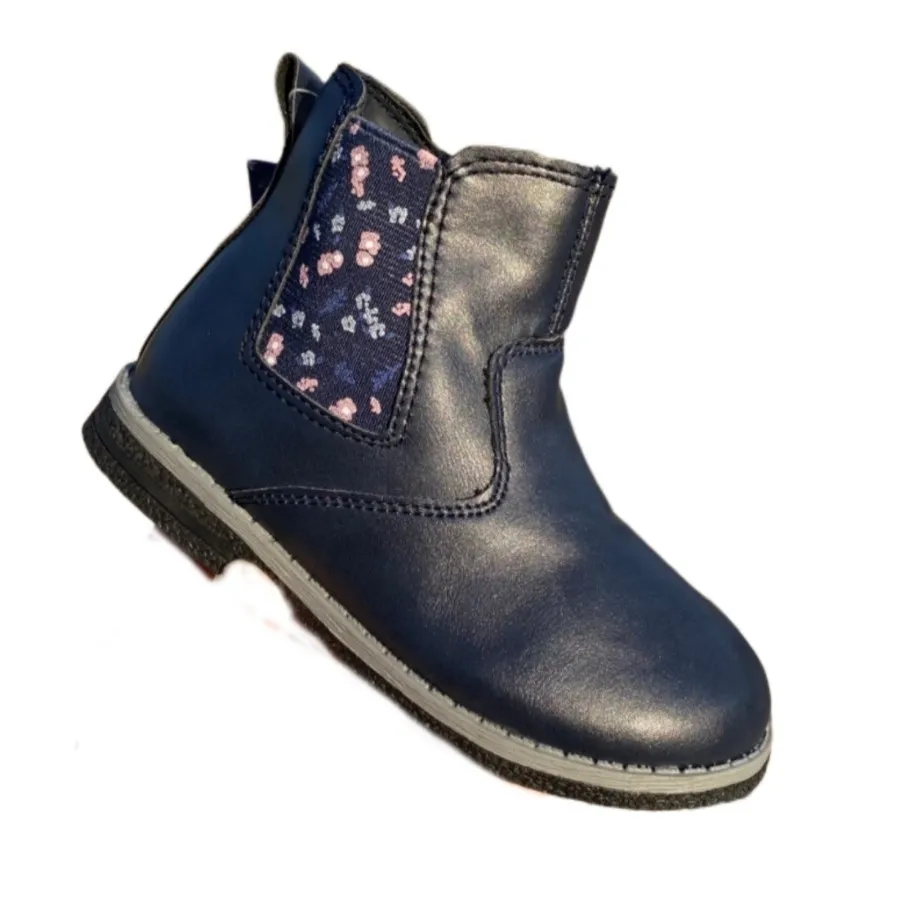 بوت دخترانه