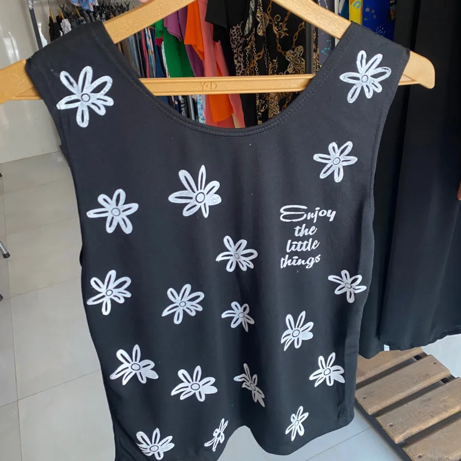 تاپ زنانه تک