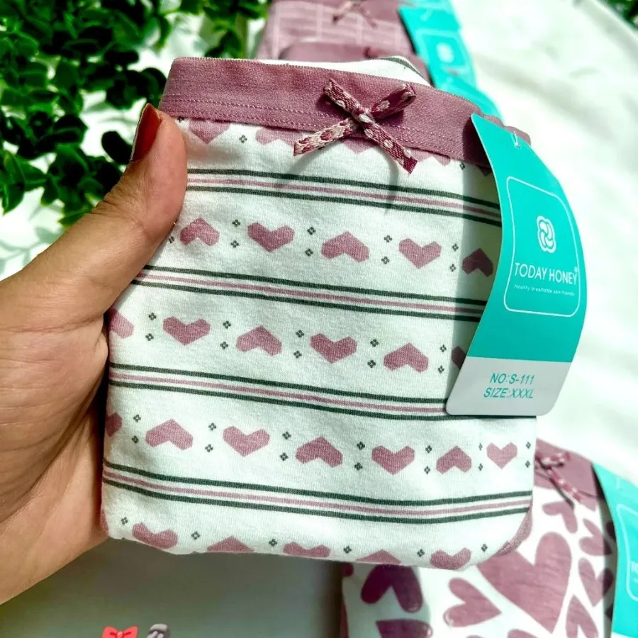 شورت عروسکی