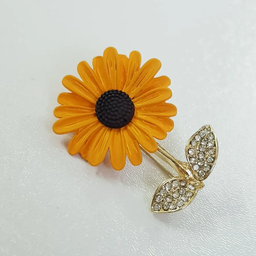 گل سینه طرح گل آفتابگردان