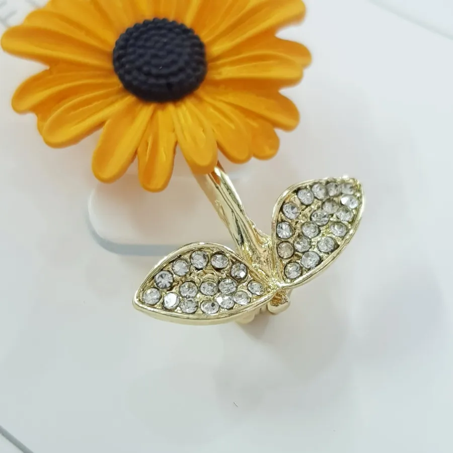 گل سینه طرح گل آفتابگردان