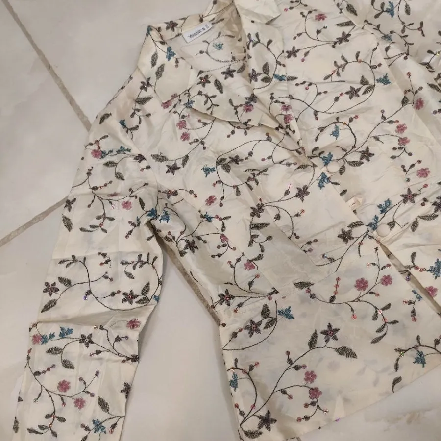 کت زنانه گلدوزی