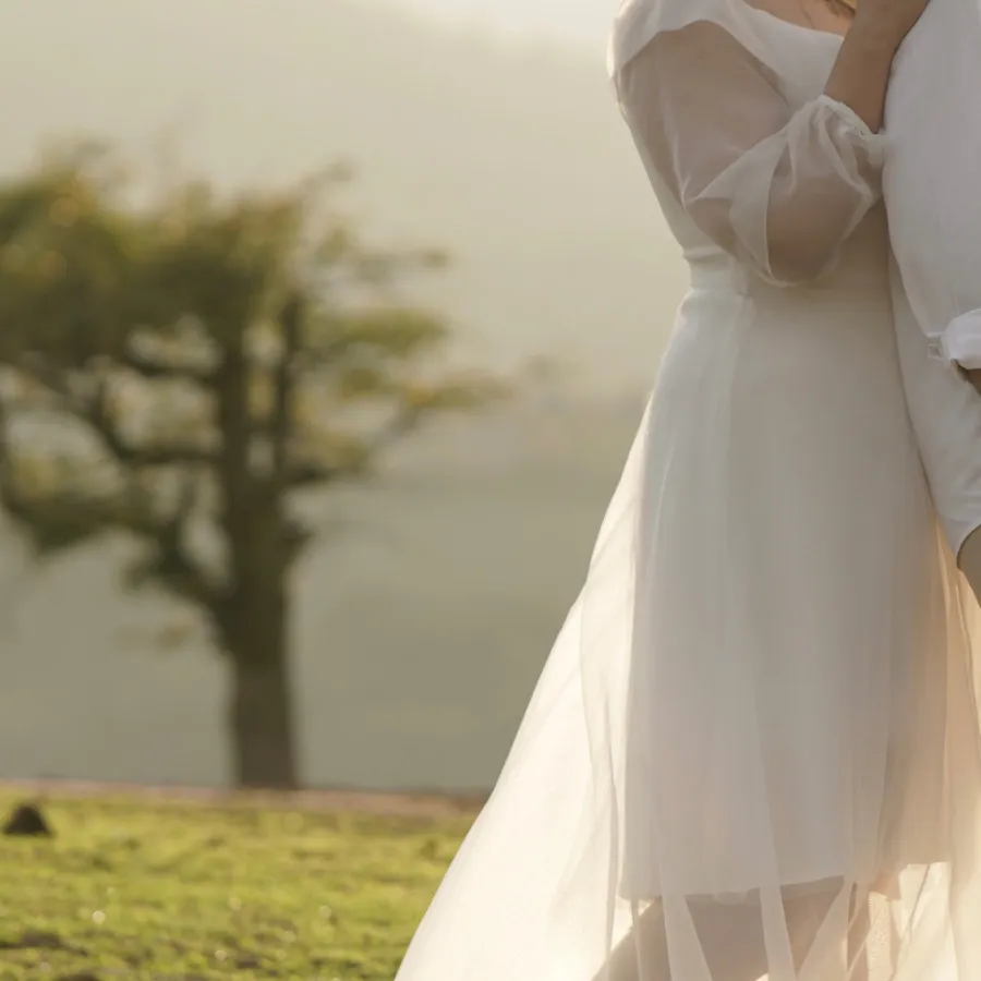 لباس سفید فرمالیته نامزدی