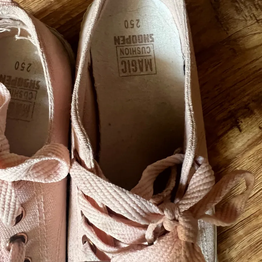 کفش وارداتی