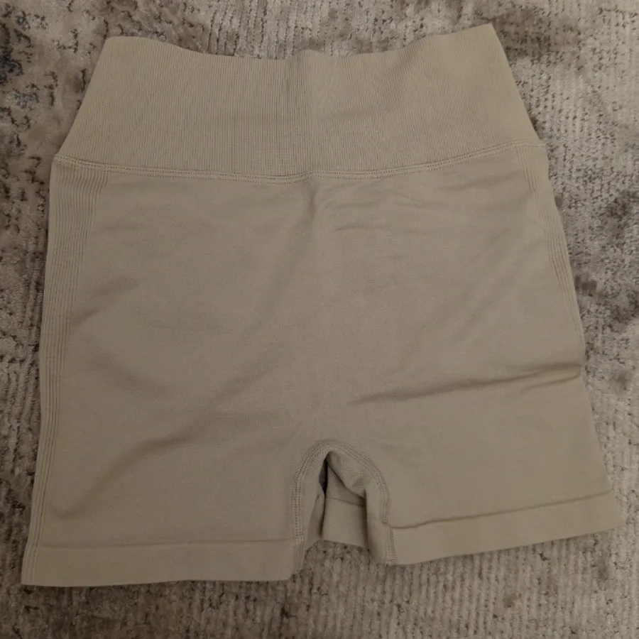 شورتک سیملس