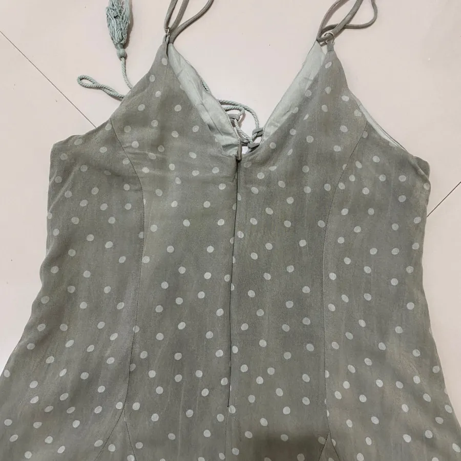 پیراهن خالخالی