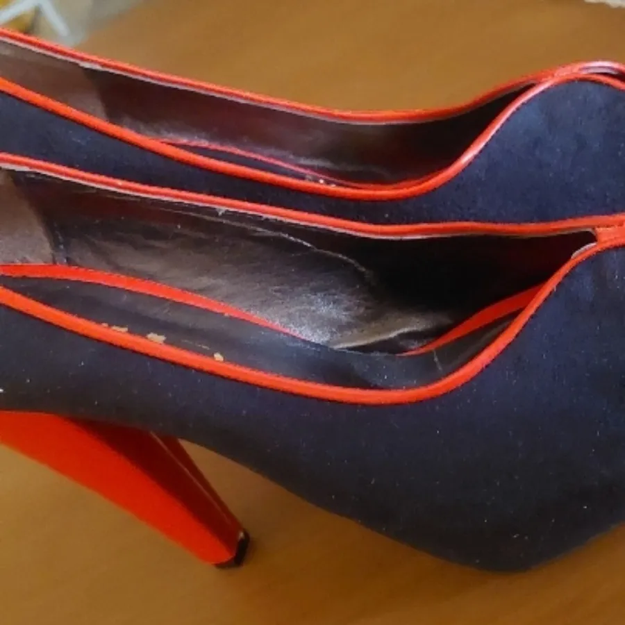 کفش پاشنه بلند