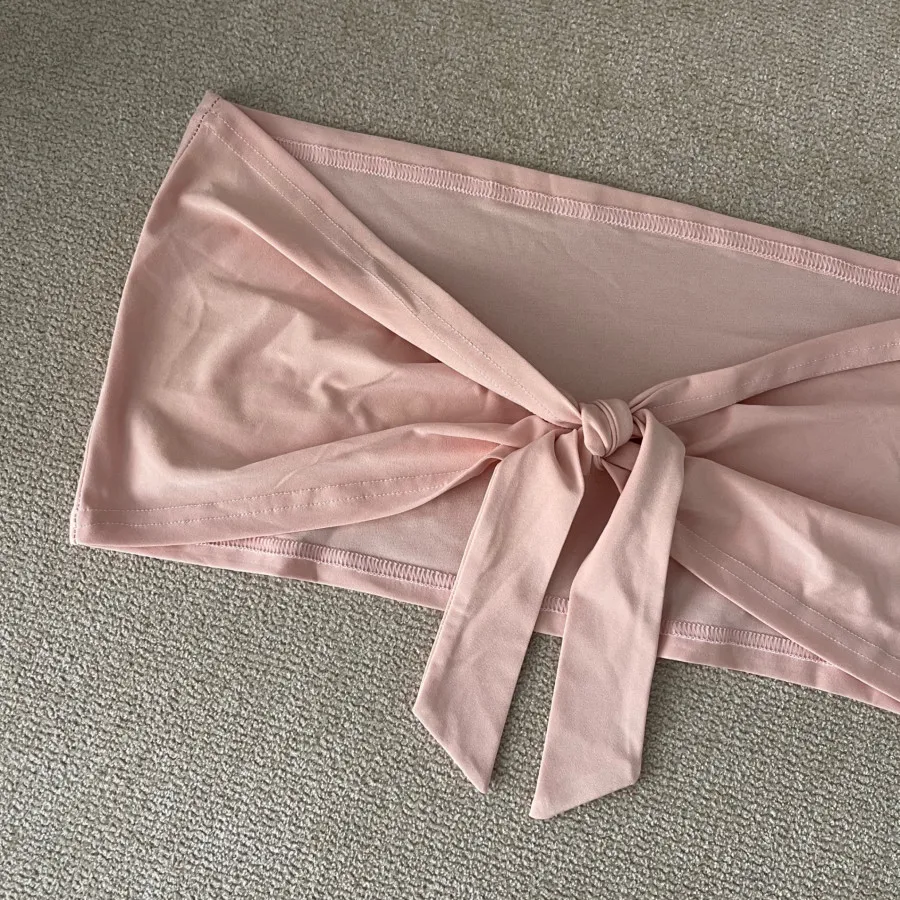 کراپ رنگ صورتی پودری