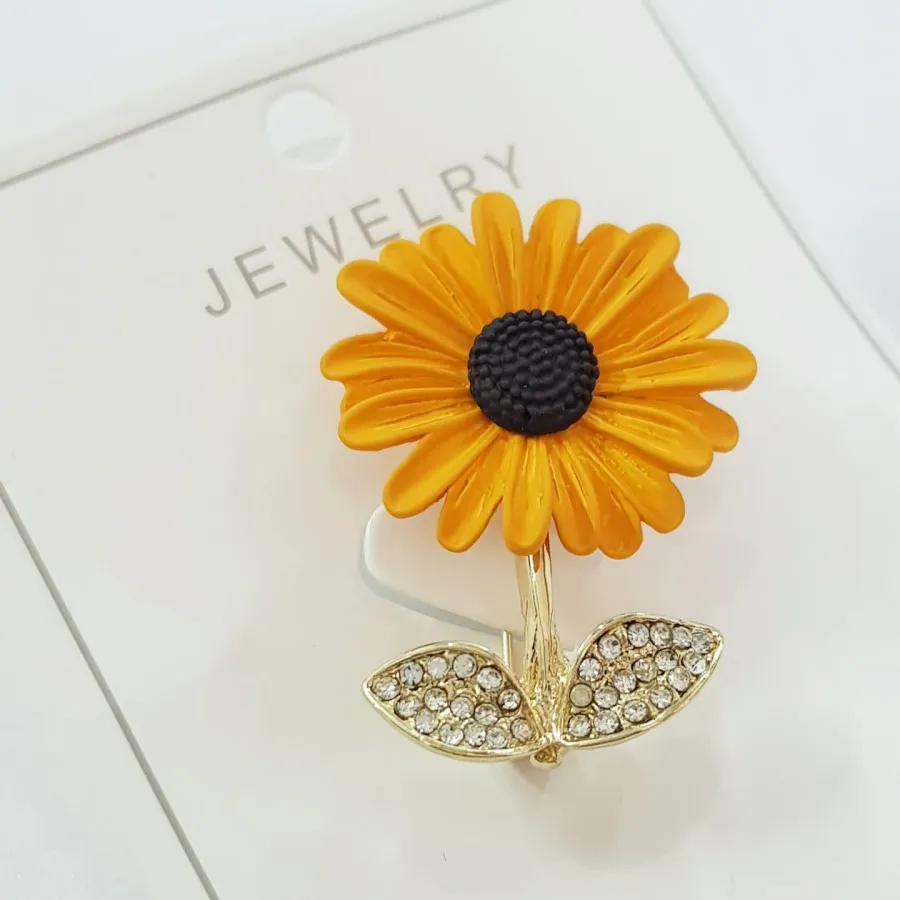 سنجاق سینه گل آفتابگردون