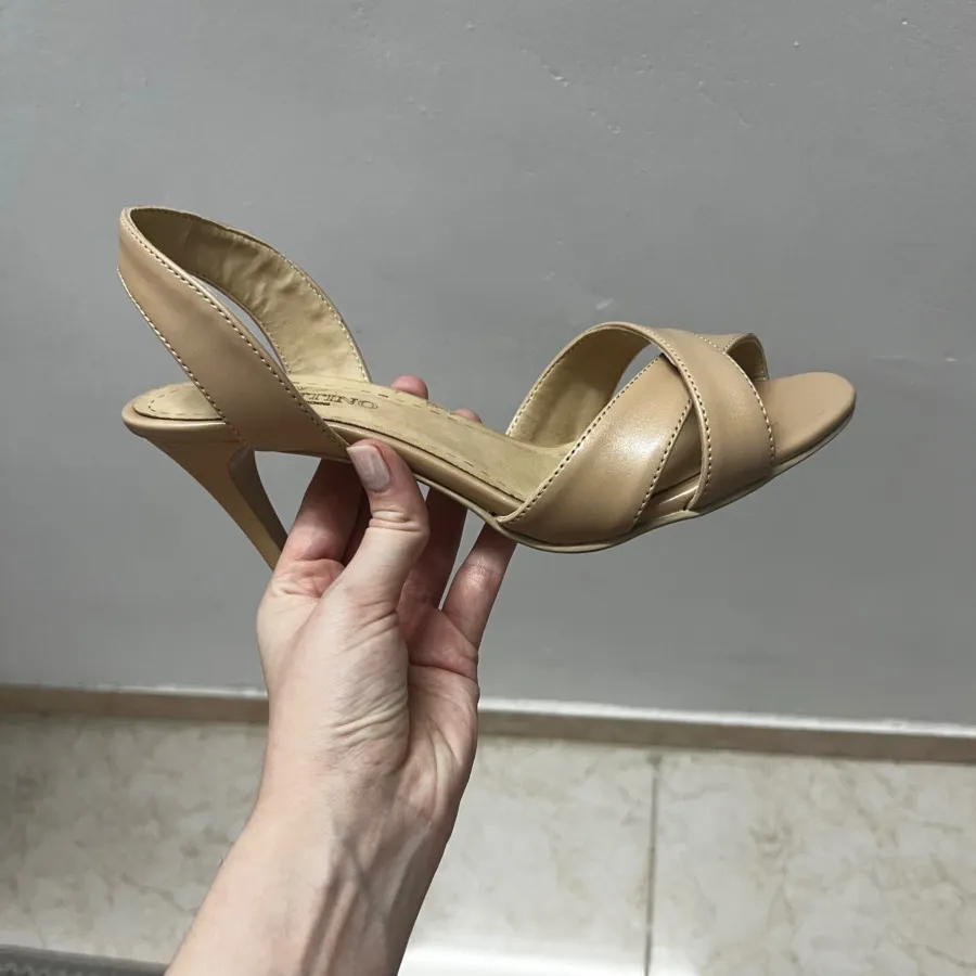 کفش کرم پاشنه 10 سانت