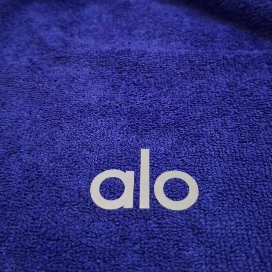 حوله و زیرانداز ورزشی الو