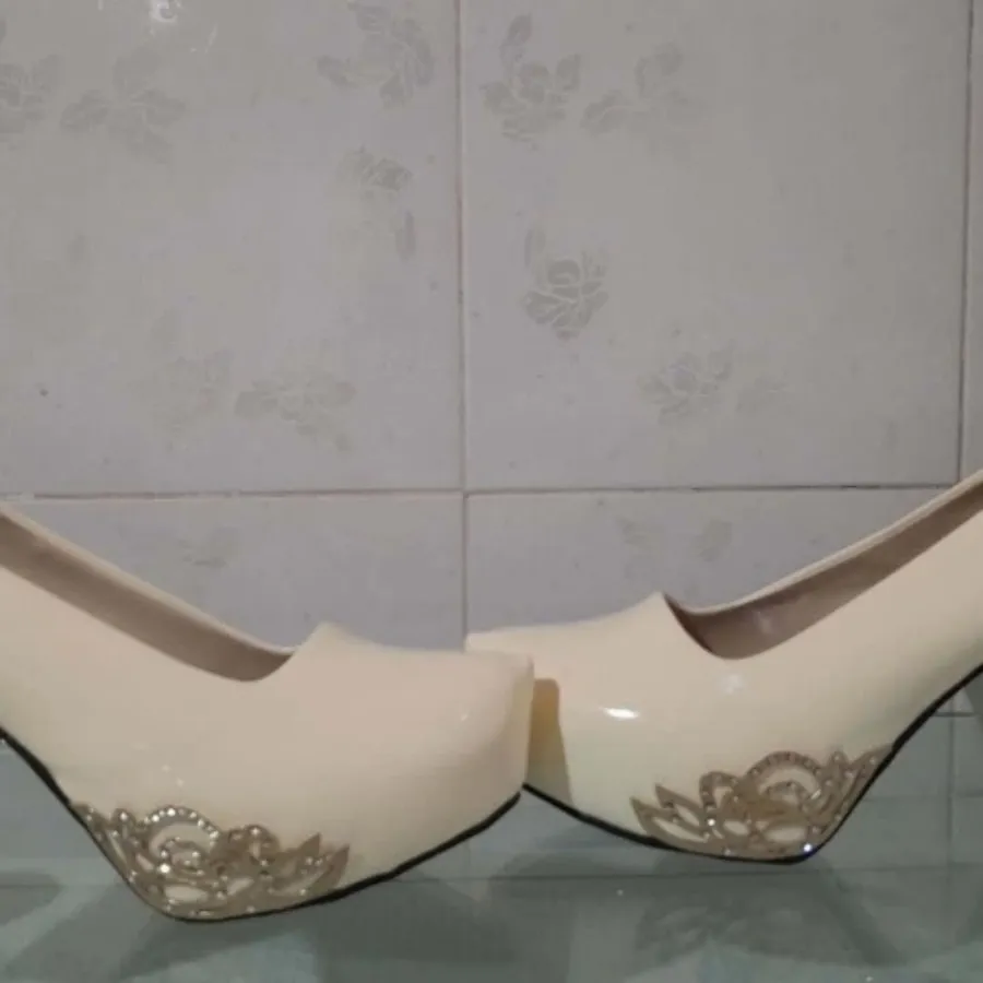 کفش عروس