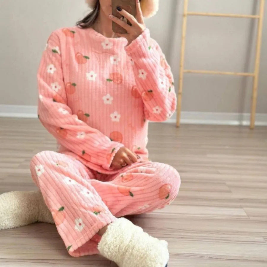 بلوزوشلوار تدی هلویی