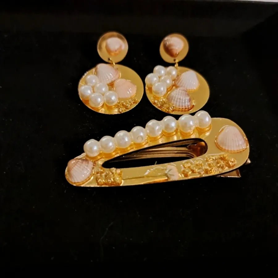 گیره سر و گوشواره