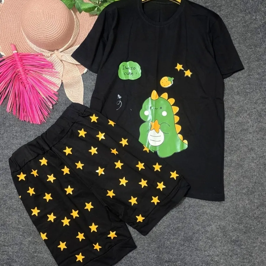 تیشرت و شلوارک