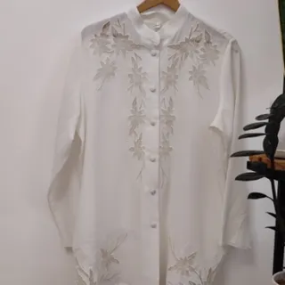 شومیز سفید