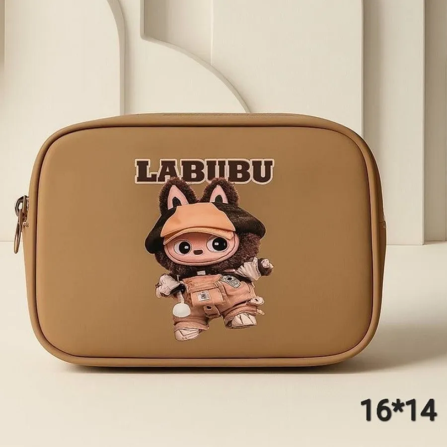 کیف پاسپورتی labubu