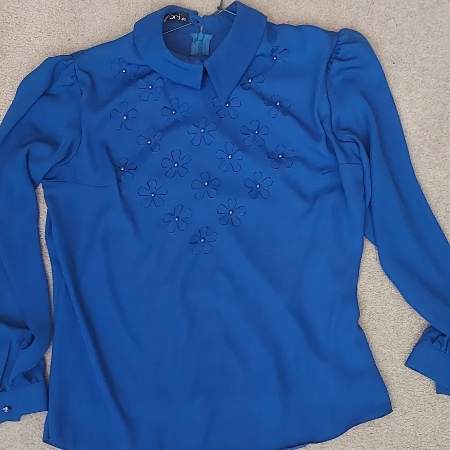 شومیز مجلسی پوشیده