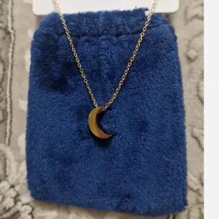 گردنبند ماه مینیمال