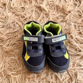 کتونی بچگانه