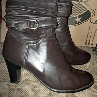 نیم بوت زنانه