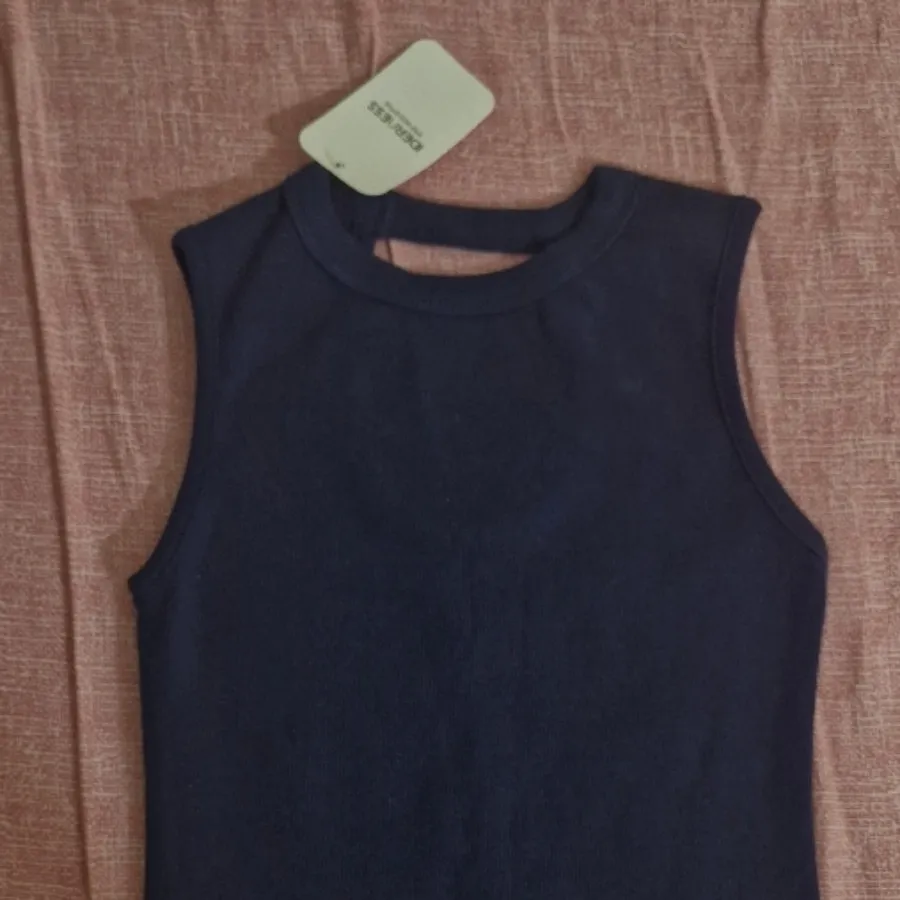 تاپ سورمه ای